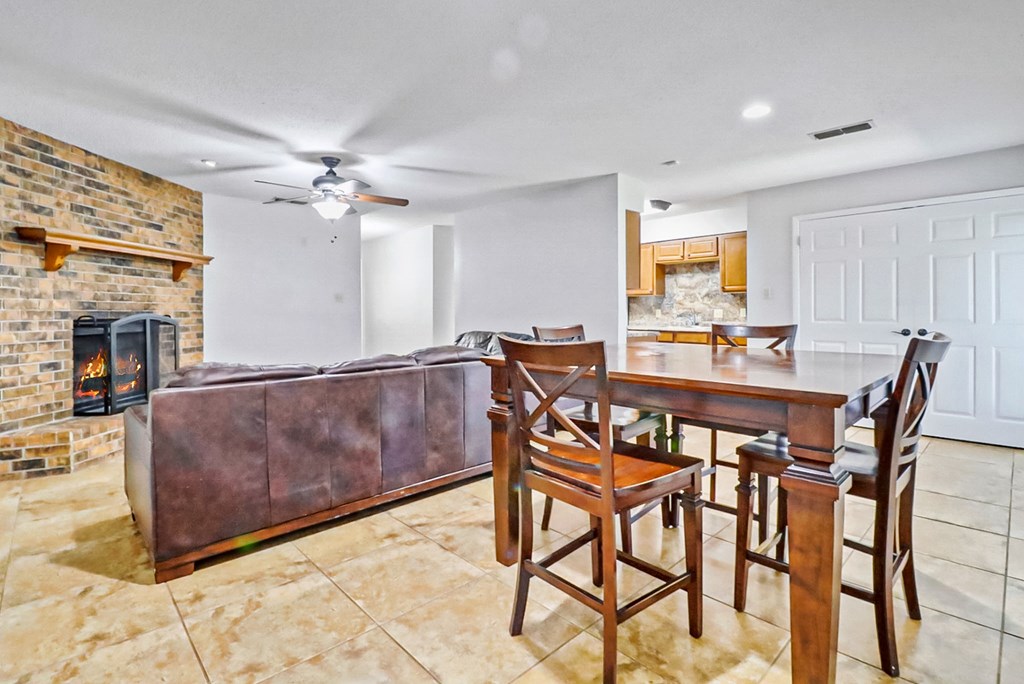 1209 Alpine Dr, Andrews, Texas image 4