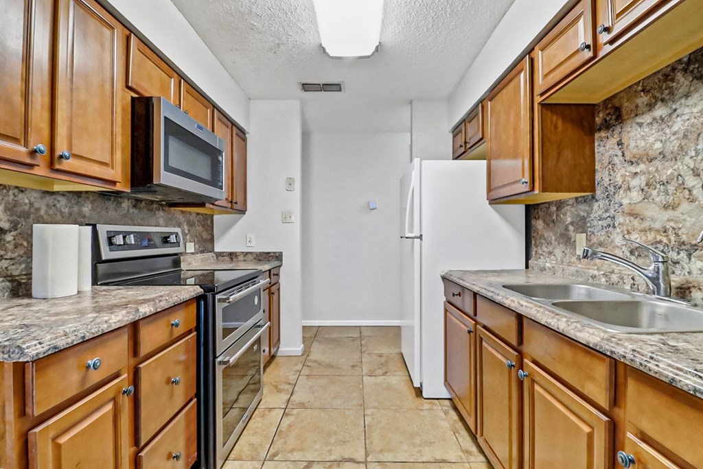 1209 Alpine Dr, Andrews, Texas image 5