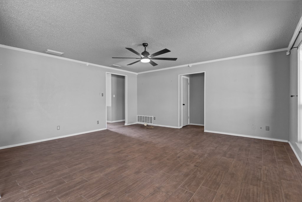 1721 Alameda Ave, Odessa, Texas image 11