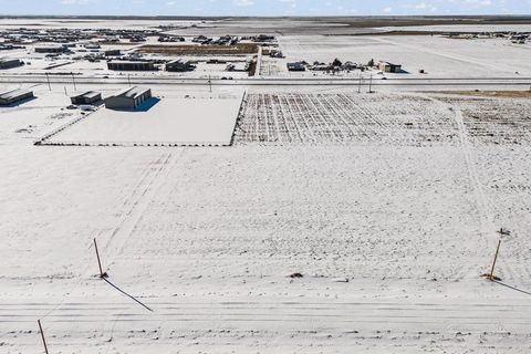 Vacant Land For Sale - LOT 16 Private Rd<br/> Seminole, TX 79360