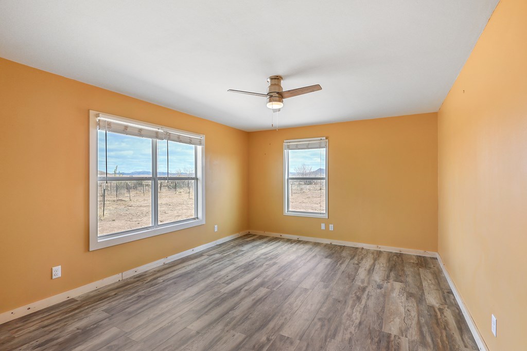 410 Mountain View Rd, Alpine, Texas image 6