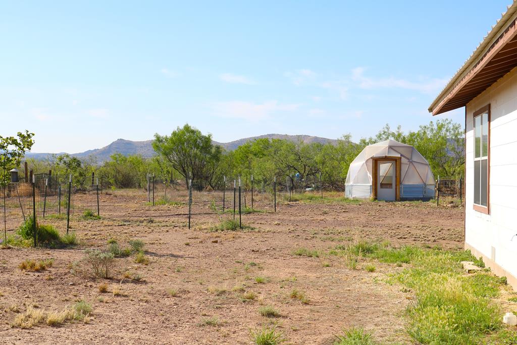 410 Mountain View Rd, Alpine, Texas image 22