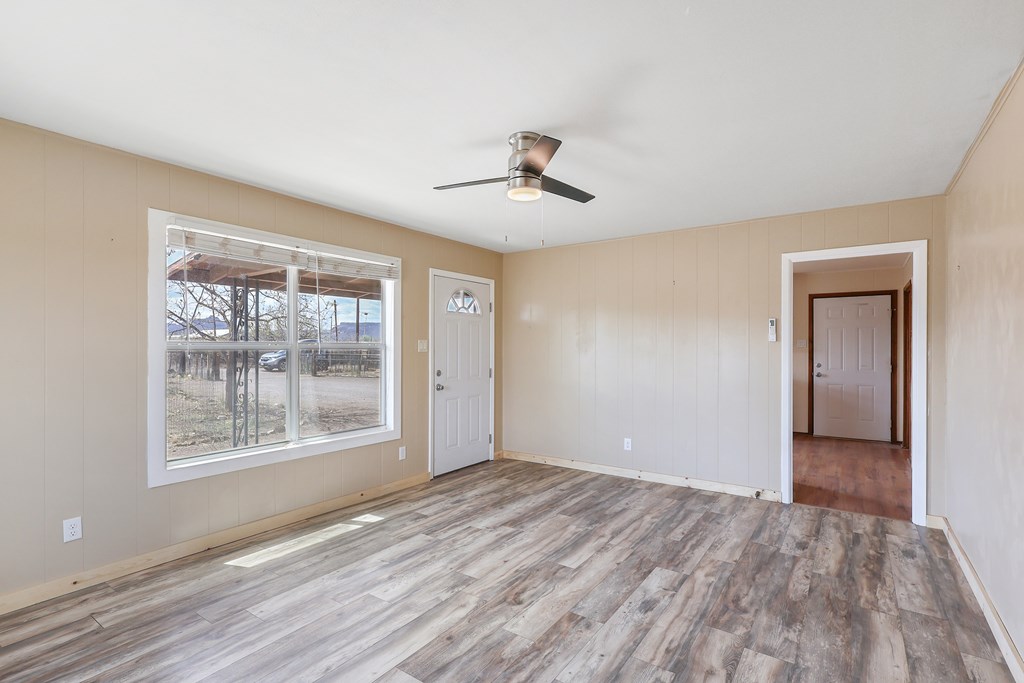 410 Mountain View Rd, Alpine, Texas image 5