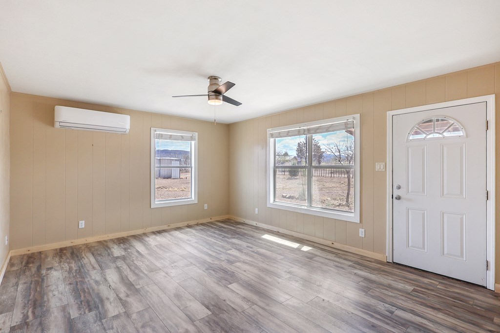410 Mountain View Rd, Alpine, Texas image 4