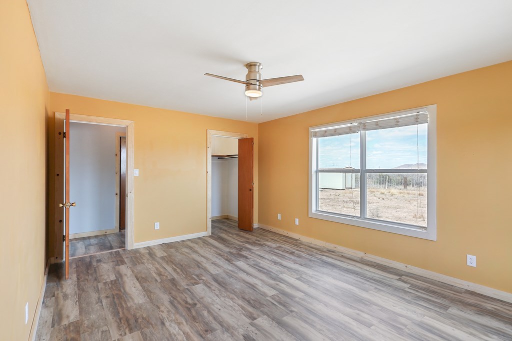 410 Mountain View Rd, Alpine, Texas image 7