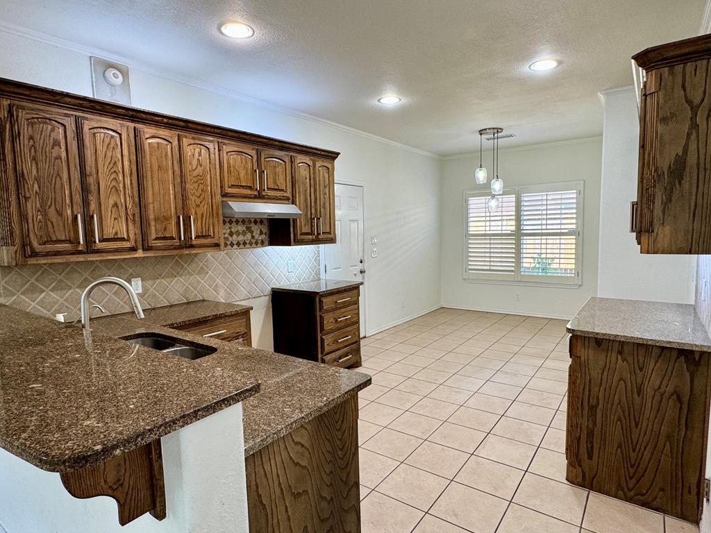 2909 Cagle Lane, Odessa, Texas image 3