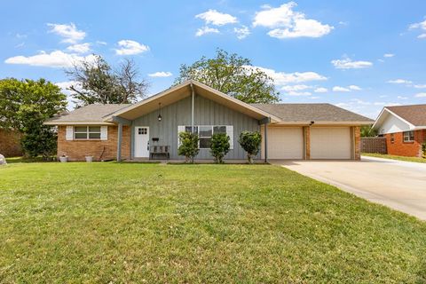 Homes For Sale - 3917 Dumont Dr<br/> Odessa, TX 79762