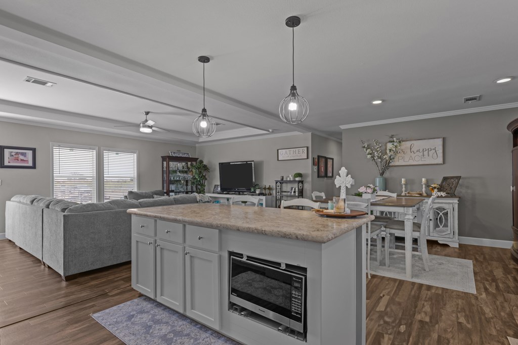3001 N Fremont Ave, Odessa, Texas image 4