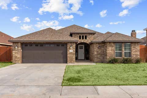 Homes For Sale - 49 Berkshire Circle<br/> Odessa, TX 79765