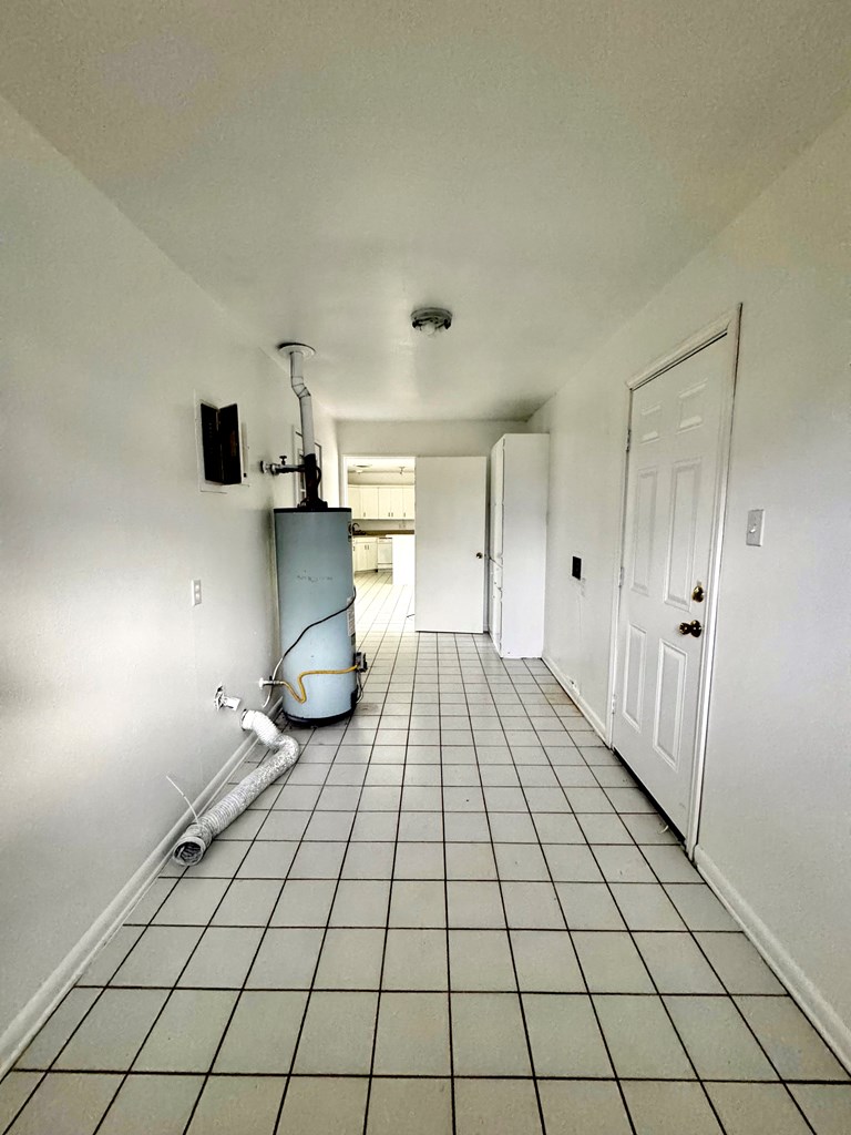 535 N 4th St, Uvalde, Texas image 13