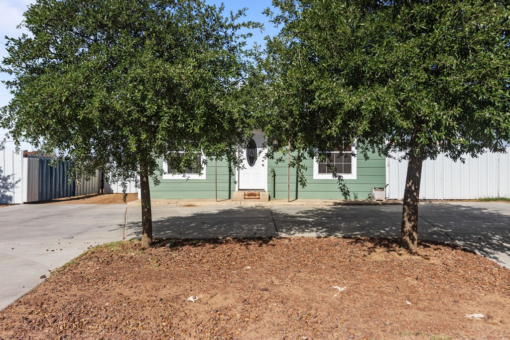 610 S Clay St, Midland, Texas image 2