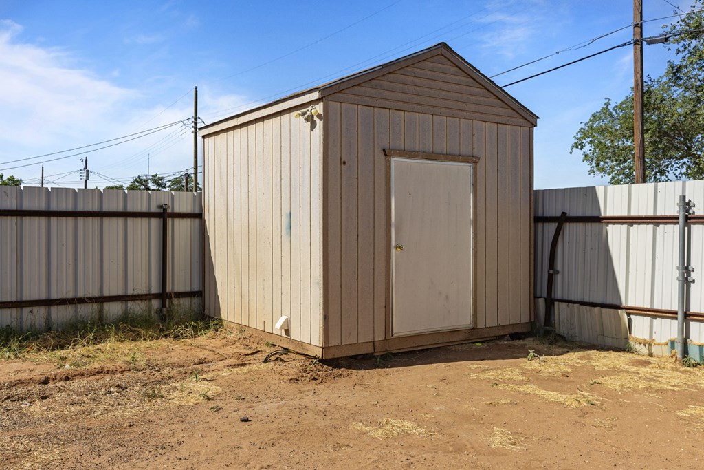 610 S Clay St, Midland, Texas image 19