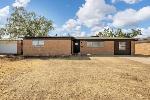 Homes For Sale - 3412 Boulder Ave<br/> Odessa, TX 79762