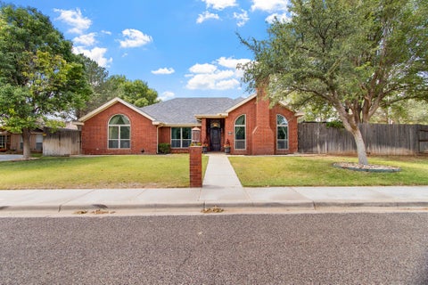 Homes For Sale - 1513 Live Oak Lane<br/> Andrews County, Andrews, TX 79714