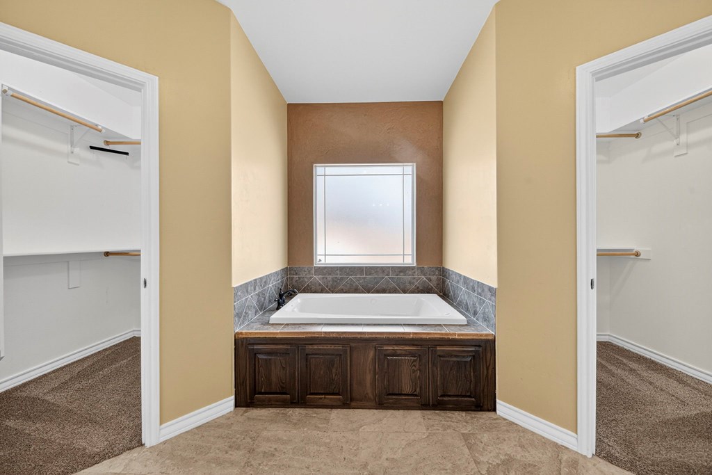 14 Da Vinci Ct, Odessa, Pennsylvania image 32