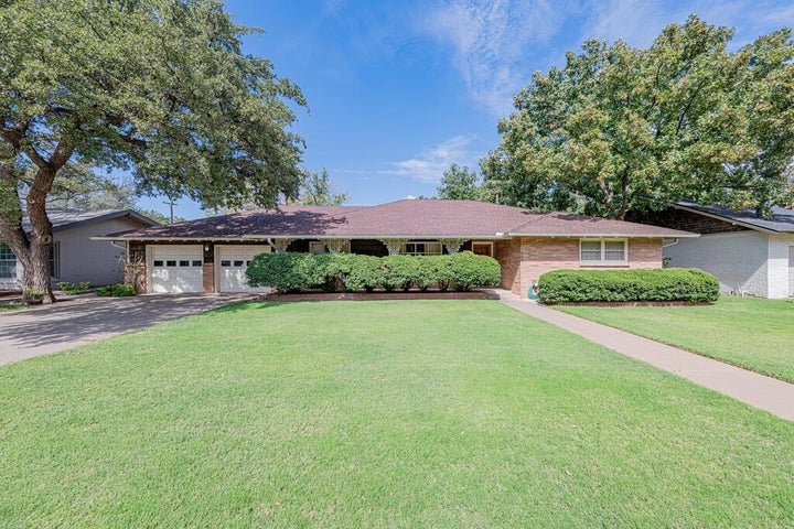 Photo 1 of 41 — 908 Harvard Ave, Midland, TX 79701