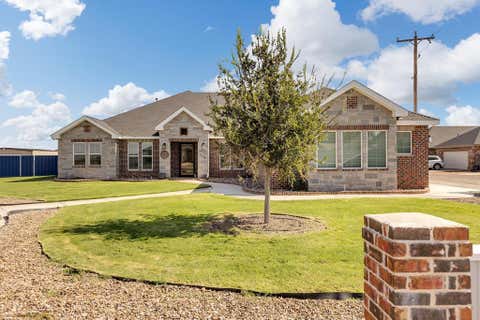Homes For Sale - 5 NW Isabella Circle<br/> Andrews, TX 79714