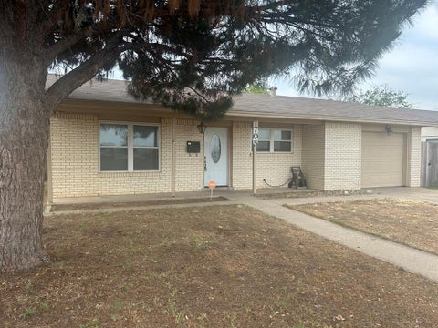 Homes For Rent - 1708 E 50th St<br/> Ector County, Odessa, TX 79762