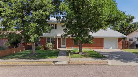 Homes For Sale - 514 E Harriet St<br/> Alpine, TX 79830