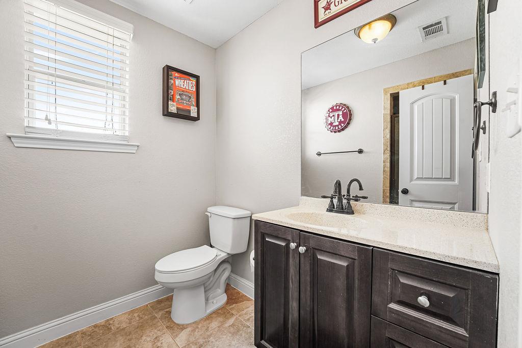 222 SW 1900, Andrews, Texas image 21