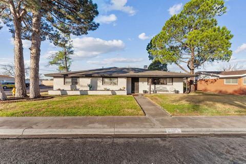 Homes For Sale - 1701 Emerald Ave<br/> Odessa, TX 79761