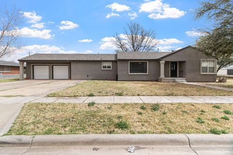 Townhouse For Sale - 800 NW 7th St<br/> Andrews, TX 79714