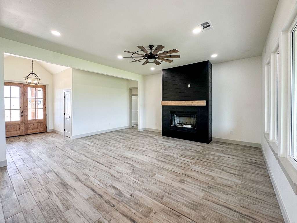 218 Pr 302c, Seminole, Texas image 5