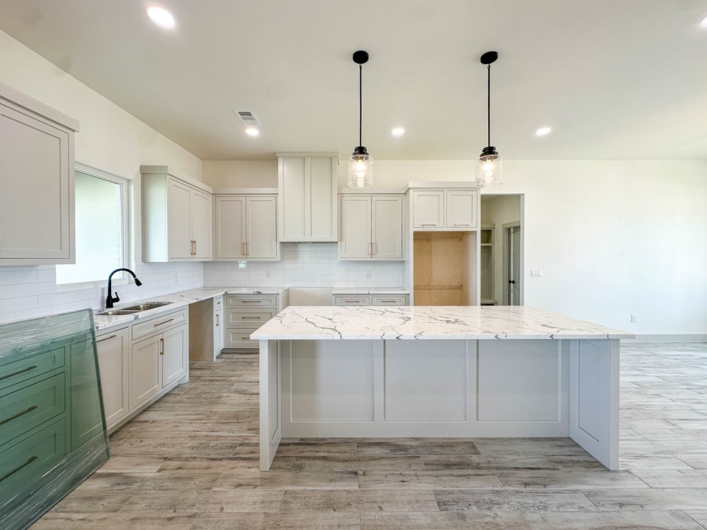 218 Pr 302c, Seminole, Texas image 10
