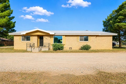 Homes For Sale - 611 NE Mustang Dr<br/> Andrews County, Andrews, TX 79714