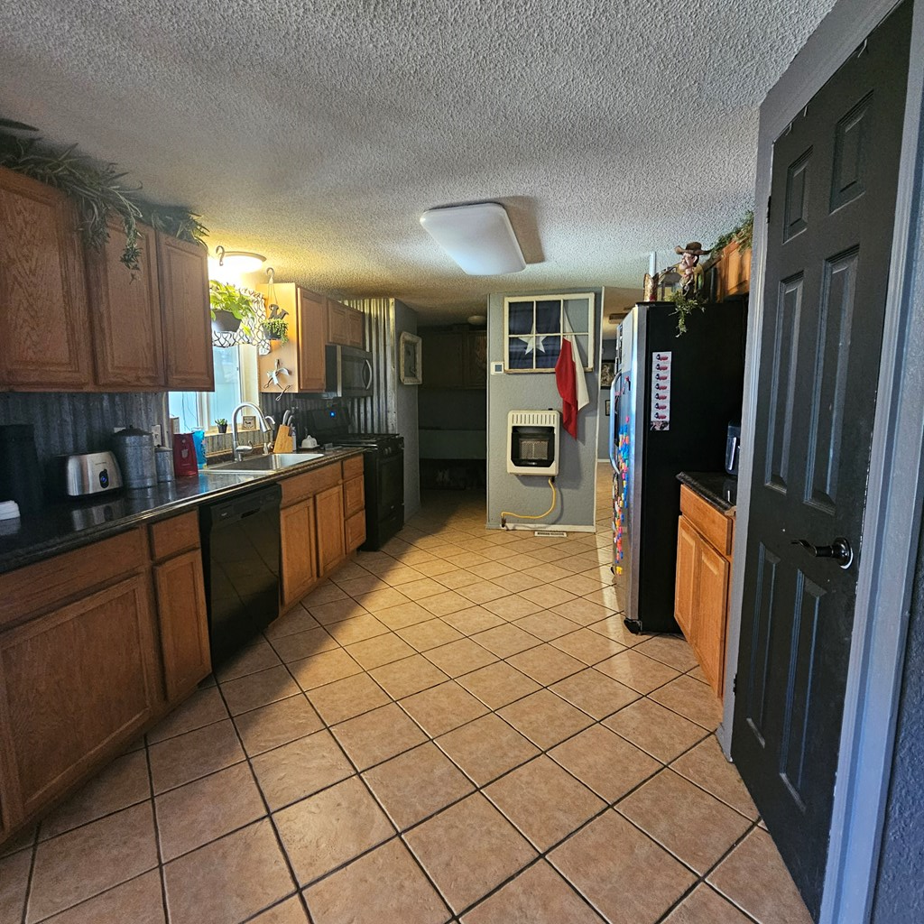 121 W 8th St, McCamey, Pennsylvania image 14