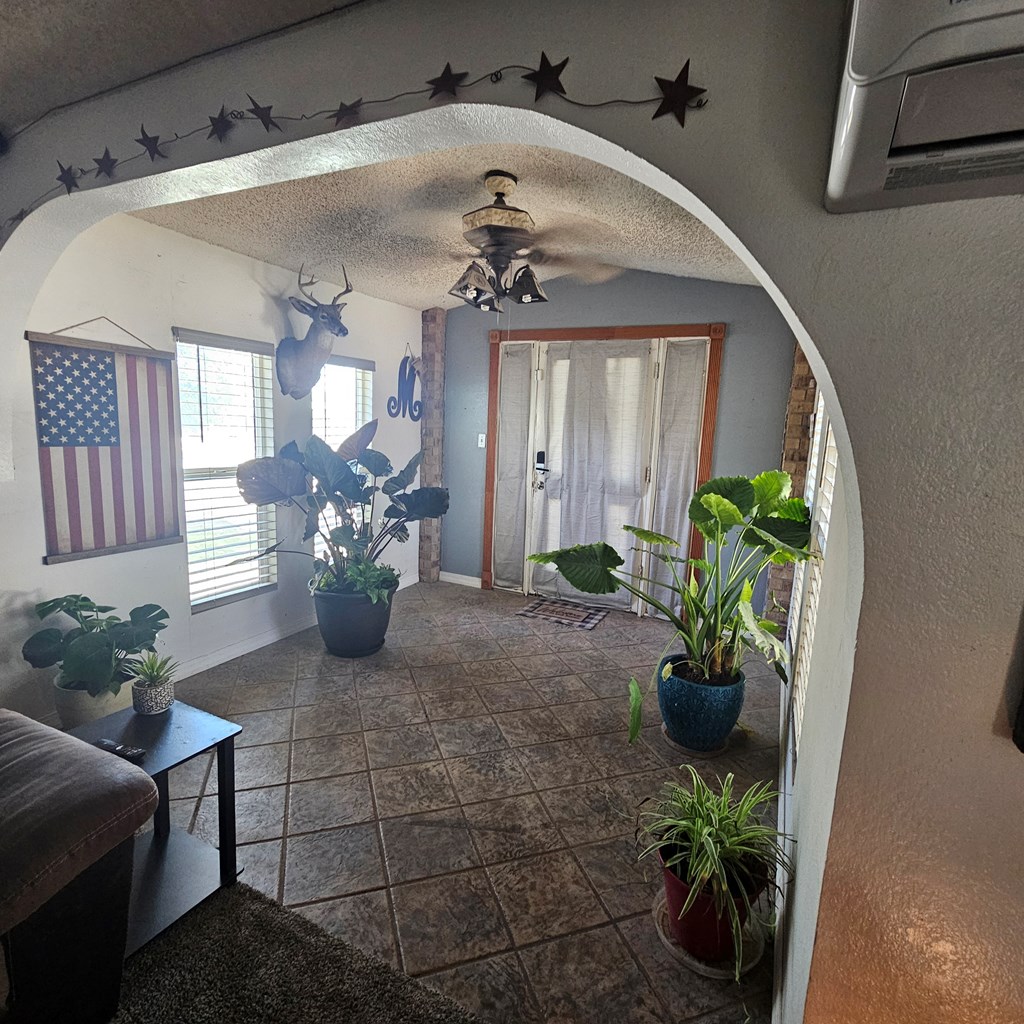121 W 8th St, McCamey, Pennsylvania image 6