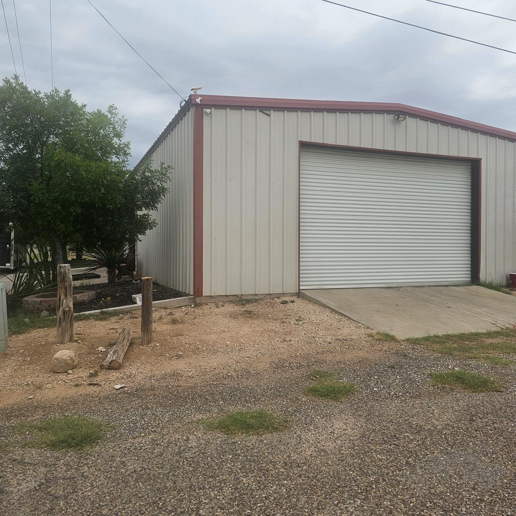 121 W 8th St, McCamey, Pennsylvania image 5