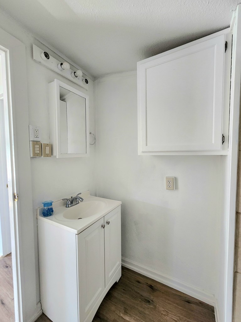 512 E 8th St, McCamey, Pennsylvania image 14