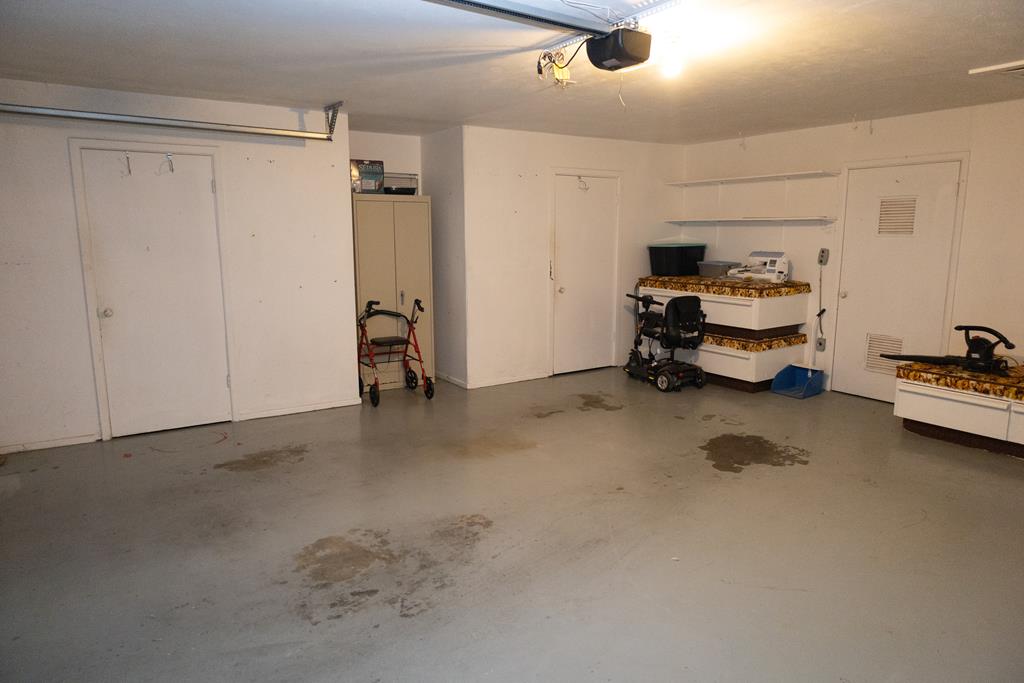 106 Lena Dr, Crane, Texas image 34