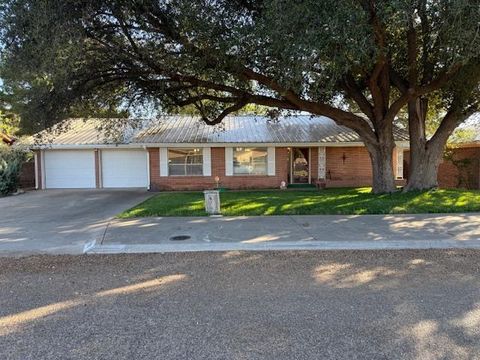 Homes For Sale - 307 N Ave H<br/> Winkler County, Kermit, TX 79745