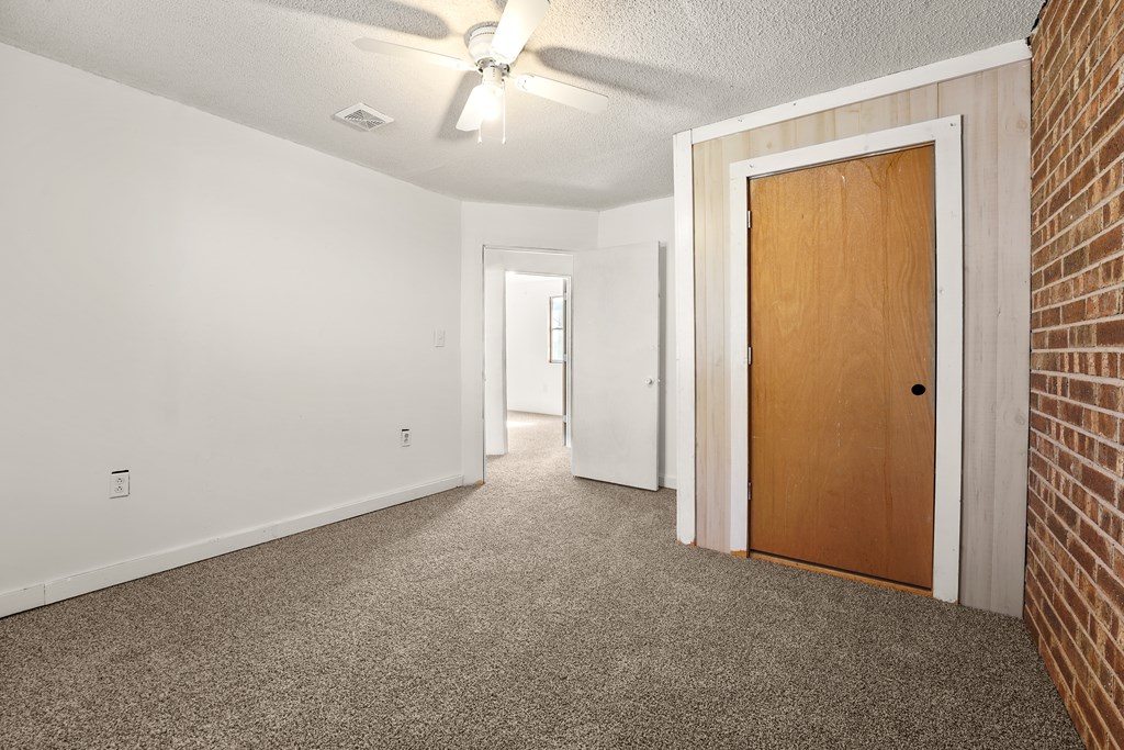 4530 W Morris St, Odessa, Texas image 17