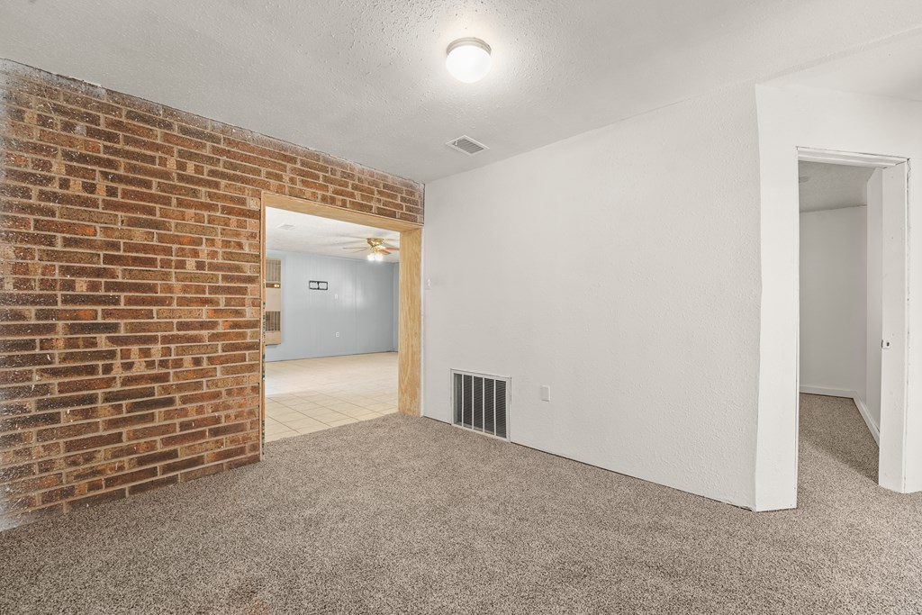 4530 W Morris St, Odessa, Texas image 13