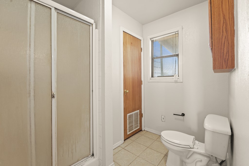 4530 W Morris St, Odessa, Texas image 27