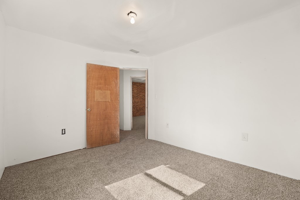 4530 W Morris St, Odessa, Texas image 15