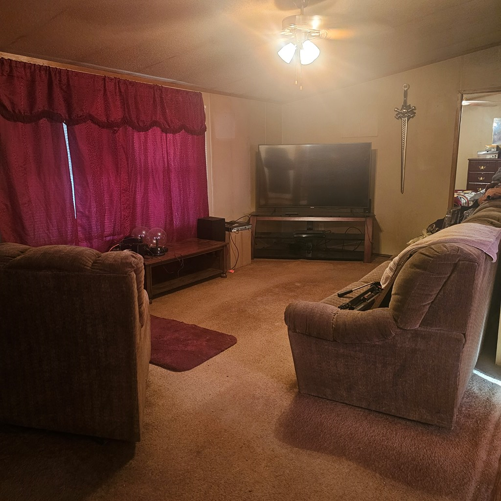 816 W 9th St, Crane, Pennsylvania image 2