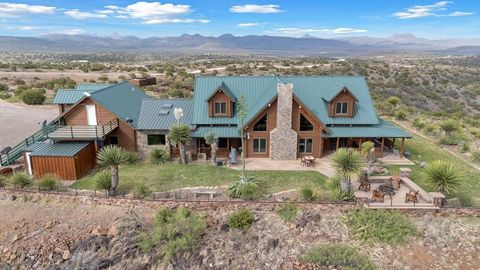 Apartment For Sale - 2 N Scenic Rd<br/> Brewster County, Alpine, TX 79830
