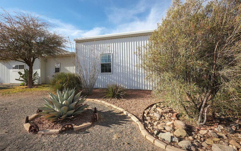 301 E Cavalry Road, Fort Davis, Texas image 27