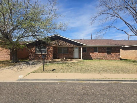 Homes For Sale - 2603 Cambridge St<br/> Odessa, TX 79761