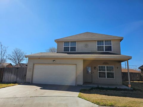 Homes For Sale - 604 NE Ave E Place<br/> Andrews, TX 79714