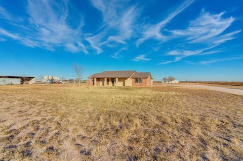 Homes For Sale - 243 County Rd 401-j<br/> Seminole, TX 79360