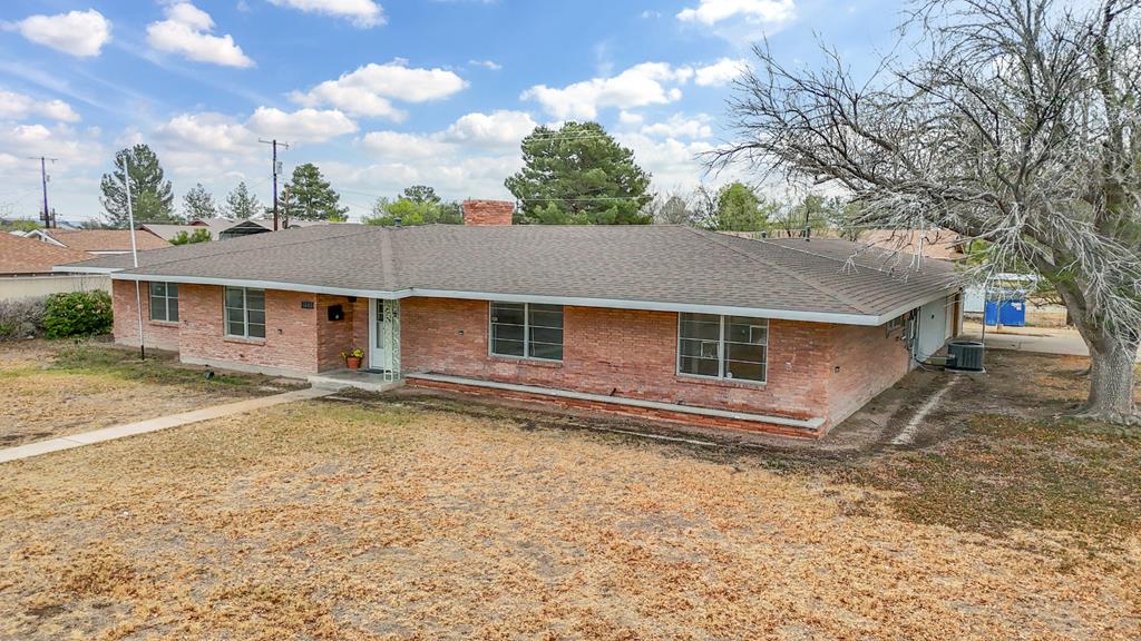 1605 W Callaghan St, Fort Stockton, Texas image 1