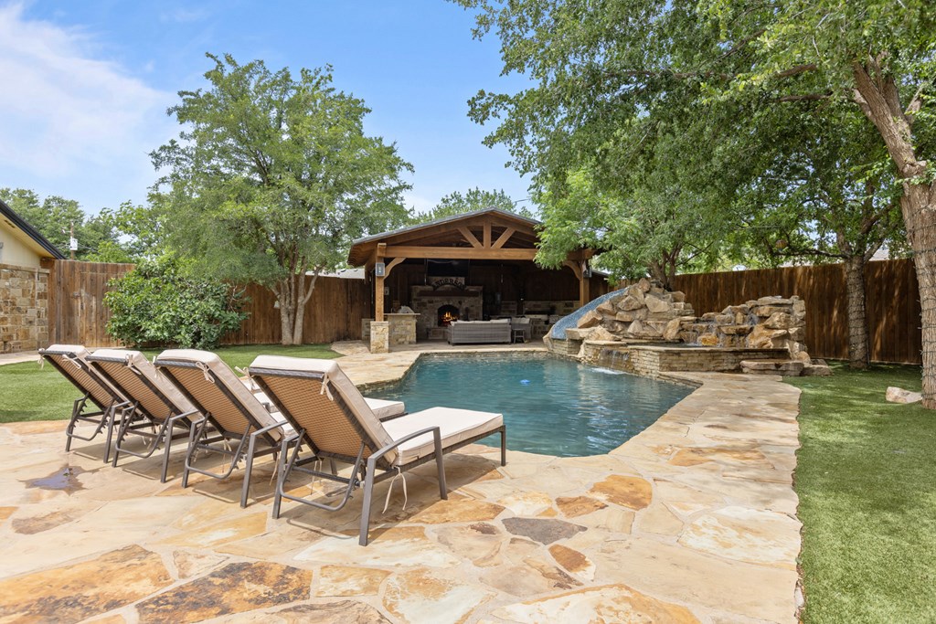 4104 Dyer Circle, Midland, Texas image 39