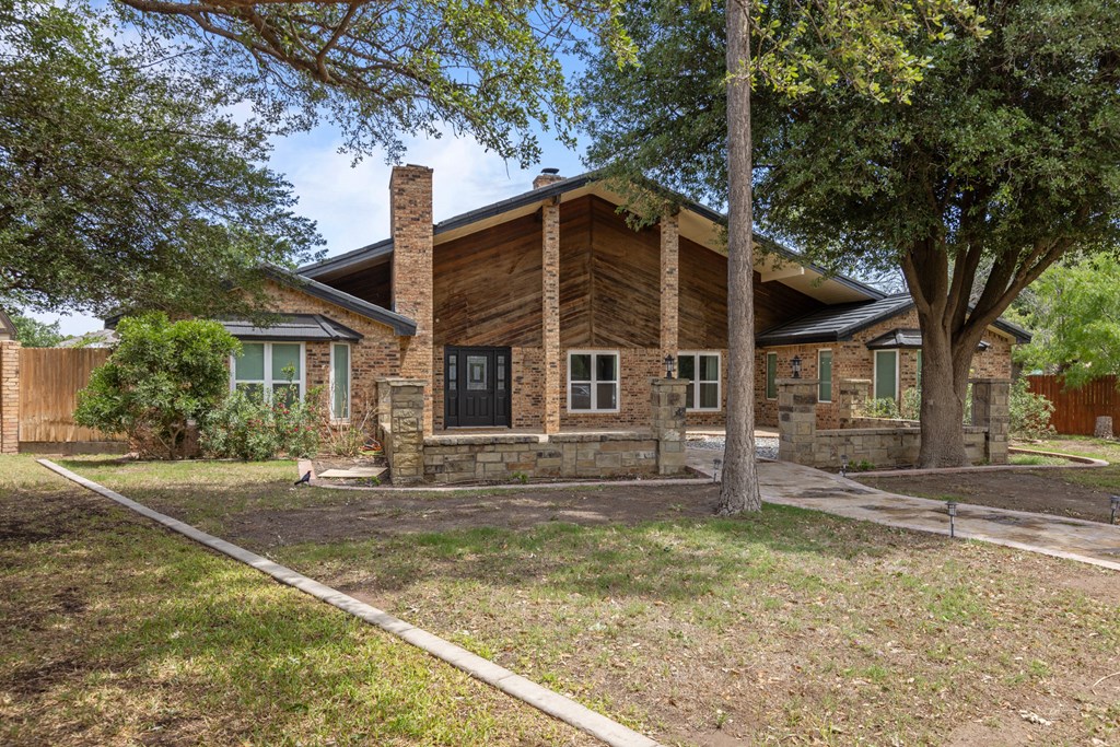 4104 Dyer Circle, Midland, Texas image 3