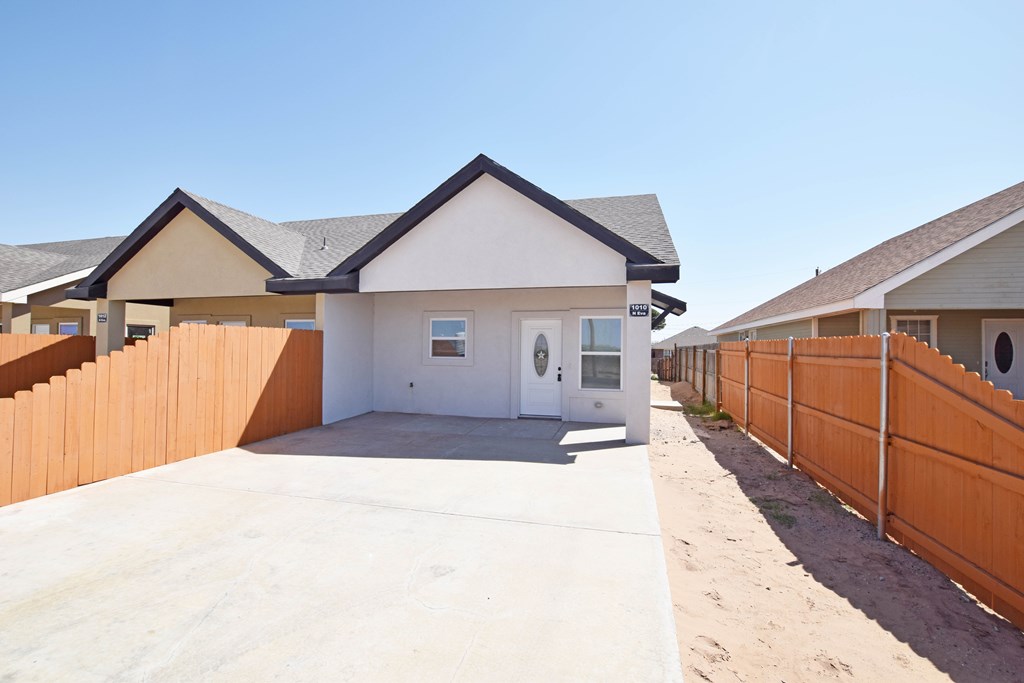 1010 N Eva Ave, Monahans, Texas image 2