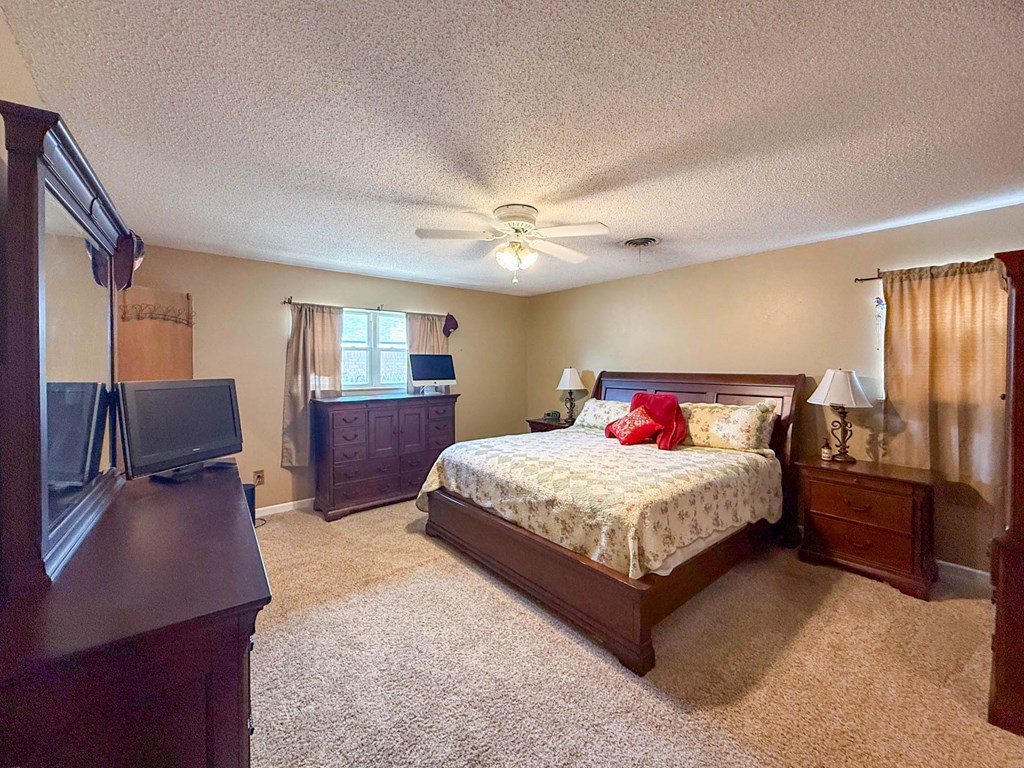 2119 NW Ave C, Seminole, Texas image 10